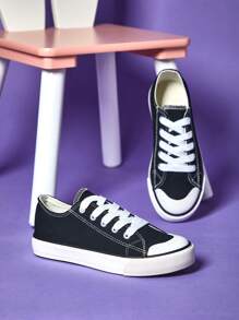 Mini mi Classic Kids' Skater-Chic Low Top Black Canvas Sneakers – Reinforced Toe Cap&Breathable Canvas Upper For School Playdates