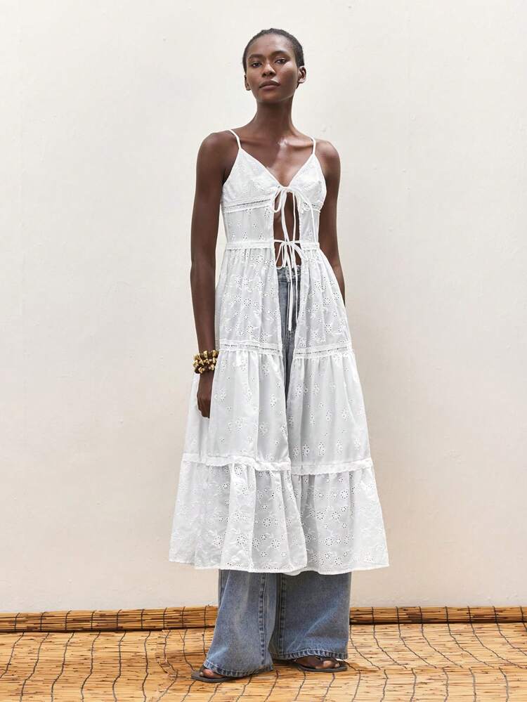 SHEIN Maija Top de tirantes finos ajustables con cuello en V, top largo de verano de estilo casual para vacaciones en la playa, con bordados blancos