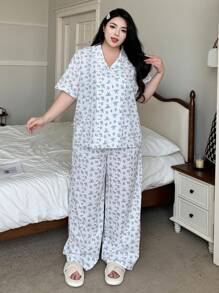 Dazy Plus 加大码动物印花翻领宽松休闲睡衣套装，含上衣和裤子