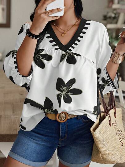 SHEIN Clasi Random Floral Print Plus Size Women Lantern Sleeve Shirt