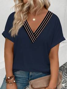 SHEIN EMERY ROSE CURVE Women's Plus Size Contrast Color Stripe V-Neck Short Sleeve Cuffed Casual T-Shirt, Versatile For Spring/Summer