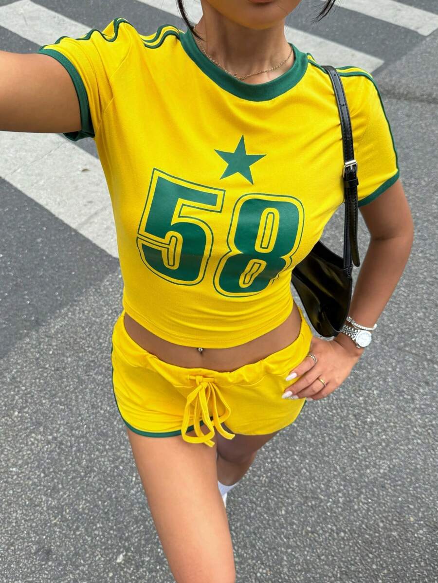 SHEIN EZwear 2 件套女士黄色数字印花短袖 T 恤和短裤运动服