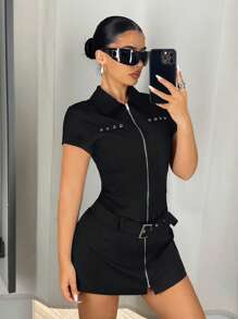 SHEIN ICON Y2K 女式夏季外出黑色哥特式金属孔眼嬉皮士前拉链短袖迷你连衣裙，夏季 - 黑色 - 查看 3