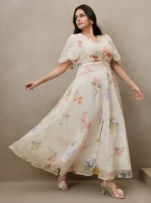 Anewsta 大码花卉印花 V 领高开衩短袖连衣裙 - 杏色 - 查看 5