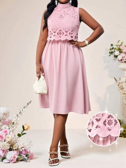 SHEIN Lady مجموعة مقاس كبير للنساء 2 قطعة، توب بلا أكمام مفرغ وتنورة قصيرة، أنيقة