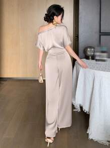 DAZY 新款夏季高端奢华女士无袖连体裤，设计独特，气质优雅 - 米色 - 查看 2