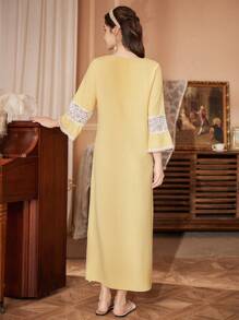 PalaceNights 撞色荷叶边缝制女士优雅蕾丝长袖睡裙，秋冬款 - 黃色 - 查看 2