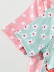 SHEIN 4 件套少女柔软光滑波尔卡圆点和花朵公主紧身睡衣套装、短袖上衣和裤子 - 彩色 - 查看 5