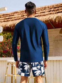 Manfinity VDAYZ Set de 2 piezas de traje de baño de hombre con estampado de árbol de coco, de manga larga y shorts, estilo hawaiano