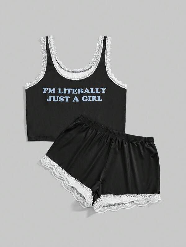 ROMWE Goth Conjunto de ropa de dormir con contraste de encaje y eslogan con letra gótica - Camiseta y pantalones cortos