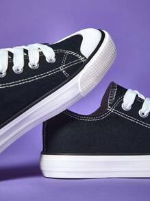 Mini mi Classic Kids' Skater-Chic Low Top Black Canvas Sneakers – Reinforced Toe Cap&Breathable Canvas Upper For School Playdates