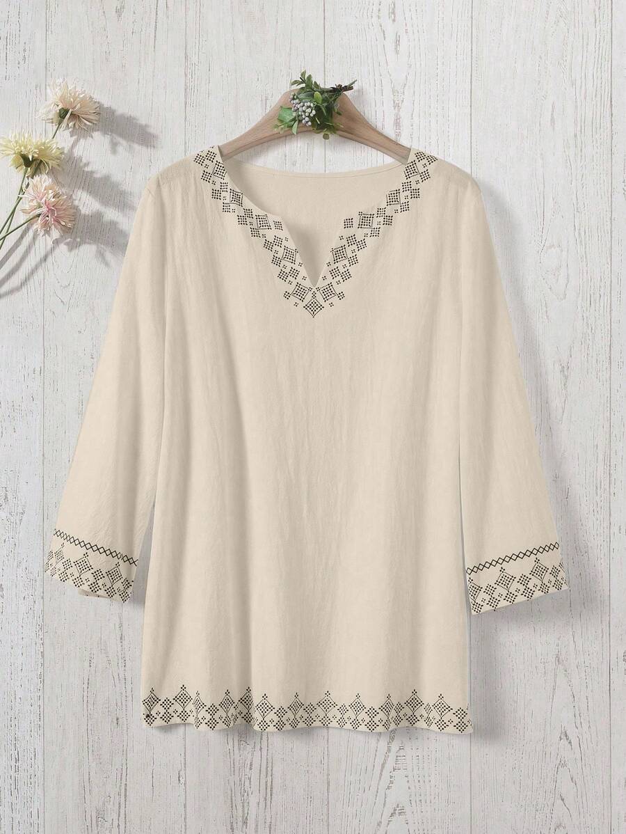 Rusticease 女士度假休闲几何印花缺口领衬衫 - 卡其色 - 查看 1