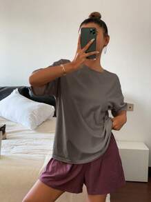 Livesso Bộ đồ ngủ tay ngắn và quần short dáng rộng màu trơn 2 món cho nữ - Màu xám đen - Xem 5