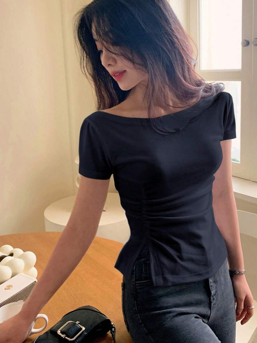 DAZY Women's Oblique Shoulder Fitted Waist T-Shirt, Fashionable For Summer
