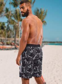 Manfinity VDAYZ Men's Beach Shorts, Fashionable For Summer, Hawaiian