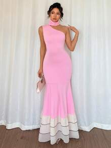 Chiquease 优雅性感纯色荷叶边不对称设计美人鱼连衣裙