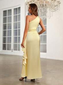 SHEIN Belle Elegant Summer Ruffle Detail Overlapping Halter Bridesmaid Dress, Formal, Party Dress, Gown, For Evening, Wedding Guest - Yellow - View 2