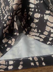 SHEIN LUNE 大码女式假日休闲随机印花裤 - 彩色 - 查看 4