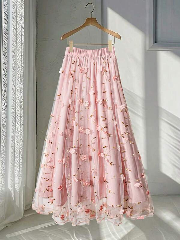 SHEIN Clasi Fusta de damă, elegantă, din plasă brodată, cu aplicații florale, primăvară/vară