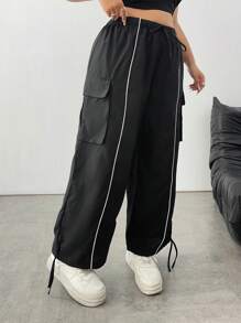 SHEIN PETITE CURVE Plus Size Elastic Waist Drawstring Cargo Pocket Pants With Ribbed Hem, Suitable For Short Stature - Black - View 3