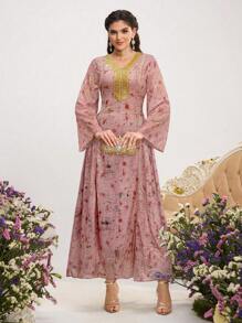 Al Najma 女式花卉印花 V 领束带优雅长袖阿拉伯风超长连衣裙 - 粉色 - 查看 6