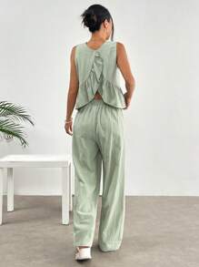 SHEIN EZwear 2pcs Women Green Plaid Woven Crop Top With Ruffle Hem And Pants Set - Green - View 2