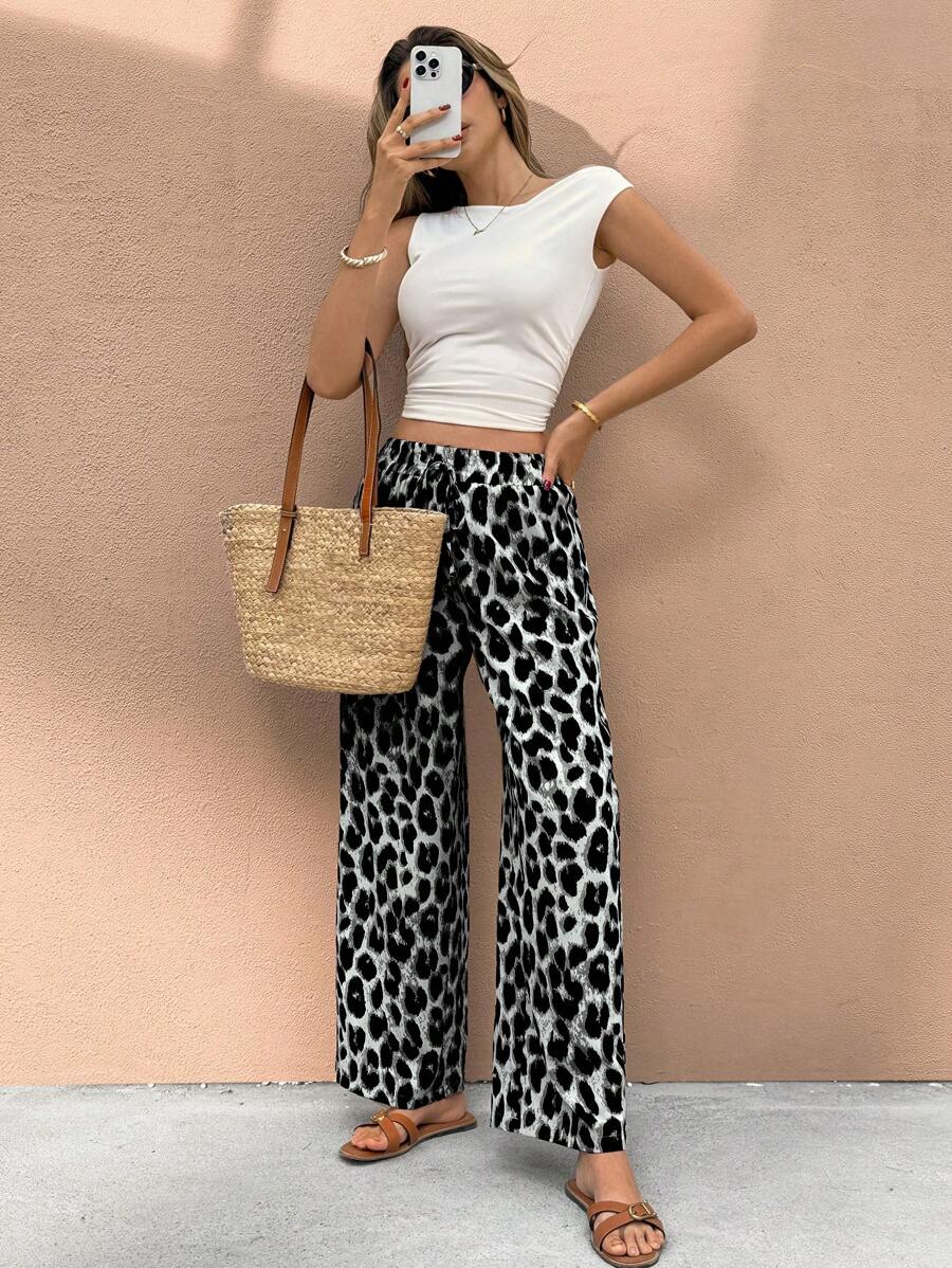 SHEIN Frenchy 女士豹纹裤，夏季时尚 - 灰色 - 查看 1
