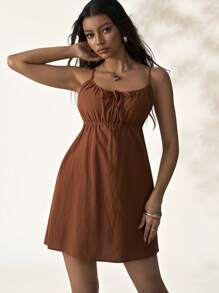 Easelle 前繫帶吊帶連衣裙 - 咖啡棕 - 查看 4