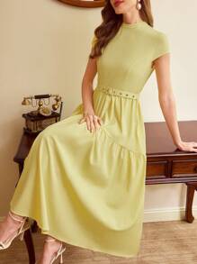 SHEIN DECDS Vestido elegante y retro para mujer, vestido ajustado sin mangas de color amarillo pálido con bajo asimétrico para primavera/verano, atuendo y vestido para el Día de la Madre, vestido de verano - Amarillo claro - Ver 3