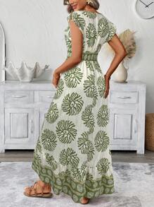 SHEIN LUNE Vestido con mangas cortas de estilo plisado y volantes, cintura ceñida y dobladillo con volantes en línea A, estilo casual y de resort para mujer - Verde - Ver 2