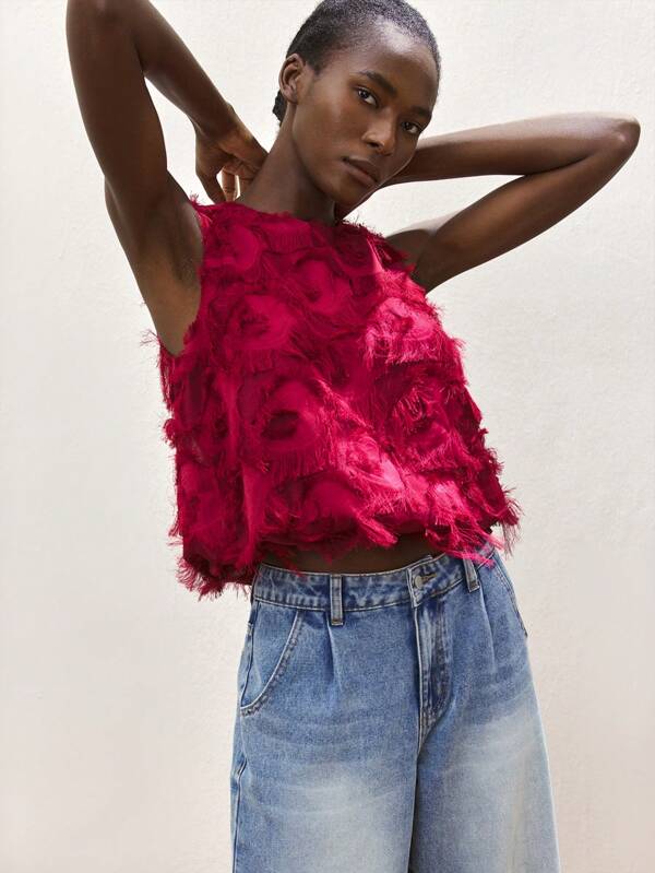 Maija Top de camiseta sin mangas estilo bohemio casual y cómodo para mujer, con cuello redondo, bajo con volantes, decoración de plumas y estampado floral en tejido jacquard de color fucsia, para primavera/verano