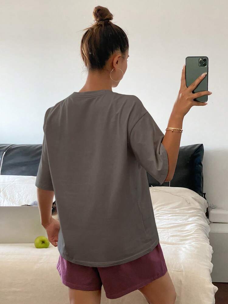 2pcs Women's Solid Color Loose Fit Short Sleeve & Shorts Pajama Set