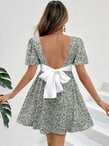 SHEIN Frenchy Women's Ditsy Floral Backless Tie Detail Puff Sleeve Mini Vacation Dress