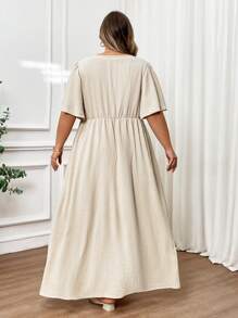 SHEIN CURVE+ Plus Size Casual Elegant V-Neck Cinched Waist A-Line Long Dress, Suitable For Holiday Graduation Dress/ Graduation Dresses For Women/ White Graduation Dress/ Graduation Outfit.,Summer Outfits For Womenbeach Outfits For Woman/Beach Dress/Beach Vacation Outfits/Beach Essentials / Graduation/Tea Party Dresssummer/Country/Beach Vacation Outfits/Beach Outfits/Beach Wear