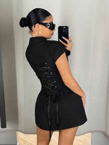 SHEIN ICON Y2K 女式夏季外出黑色哥特式金属孔眼嬉皮士前拉链短袖迷你连衣裙，夏季 - 黑色 - 查看 2