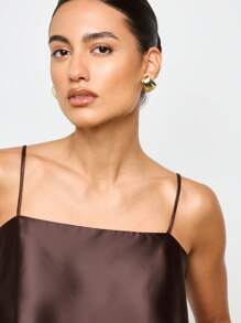 AiiRZ Top de satén con espalda drapeada - Café integral - Ver 4