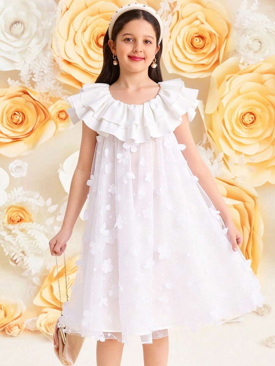 SHEIN Tween 女童优雅圆领无袖 3D 花卉装饰荷叶边下摆宽松及膝连衣裙,白色公主风格 - 白色 - 查看 1