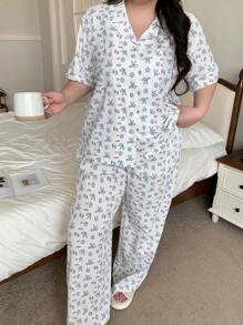 Dazy Plus 加大码动物印花翻领宽松休闲睡衣套装，含上衣和裤子