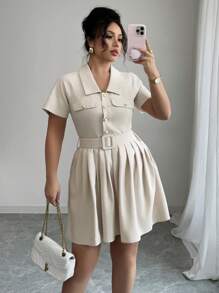 Elenzga Đầm công sở/thường ngày thanh lịch cỡ lớn dành cho nữ, màu trơn, đệm vai, dây rút eo, chi tiết xếp ly, nút kim loại, tay ngắn, mùa hè - Màu be - Xem 1