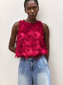 Maija Top débardeur sans manches pour femmes, style bohème de vacances décontracté, avec encolure ronde, ourlet à volant, décor de plumes, en jacquard fuchsia. Confortable pour le printemps/été.