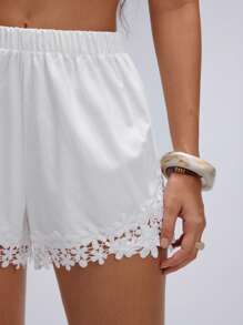 TRNVIE Shorts casuales de mujer de unicolor con cintura elástica y parches de encaje