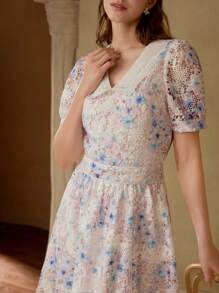 MOTF 对比色凸纹蕾丝连衣裙 - 藍色 - 查看 4