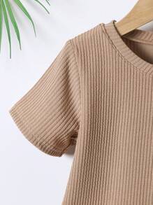 SHEIN 2 Stücke/Set Kleine Jungen Einfarbig Rundkragen Kurzarm T-Shirt und Shorts Set