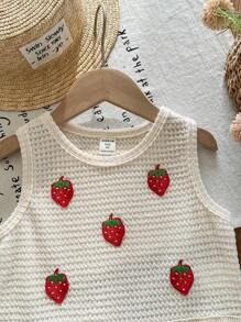 SHEIN LMoss Kids 年轻女孩纯色草莓图案针织无袖短款上衣，适合度假、郊游和聚会