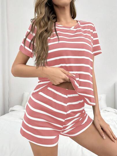SHEIN Set de 2 piezas de pijama informal de mujer a rayas rosa y blanco - shorts