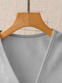 SHEIN Clasi 女士优雅休闲度假网眼拼接吊带背心 - 霧霾藍 - 查看 3