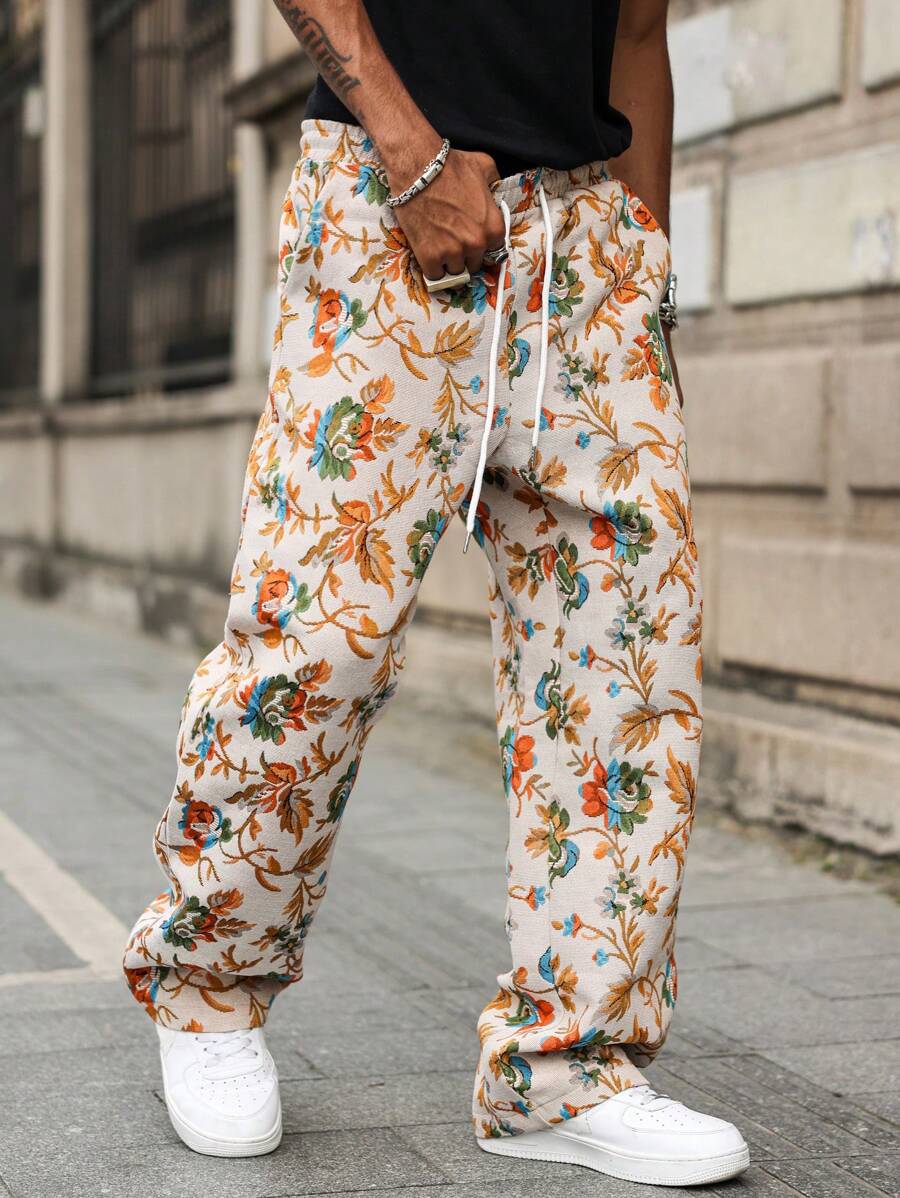 Manfinity Hypemode Pantalones con textura jacquard de estilo floral azul clásico y de gran con cintura elástica. Perfectos para la primavera y el verano, perfectos para las vacaciones en la playa, un regalo ideal para su novio o esposo. Pantalones con estampado, trajes de playa hawaianos para hombres, ropa de hombre, pantalones de hombre, ropa larga de hombre, pantalones cortos de hombre, ropa larga de hombre