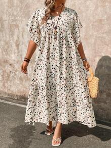 SHEIN CURVE+ Robe maxi ample avec manches à volants, col en V, patchwork pour femmes de grande taille, motif fleuri élégant