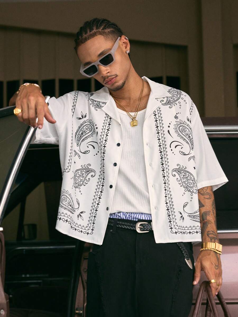 AXEPEAK Short Sleeve Oversized Cropped Digital Print Men's Summer Holiday White Shirt, Streetwear Style