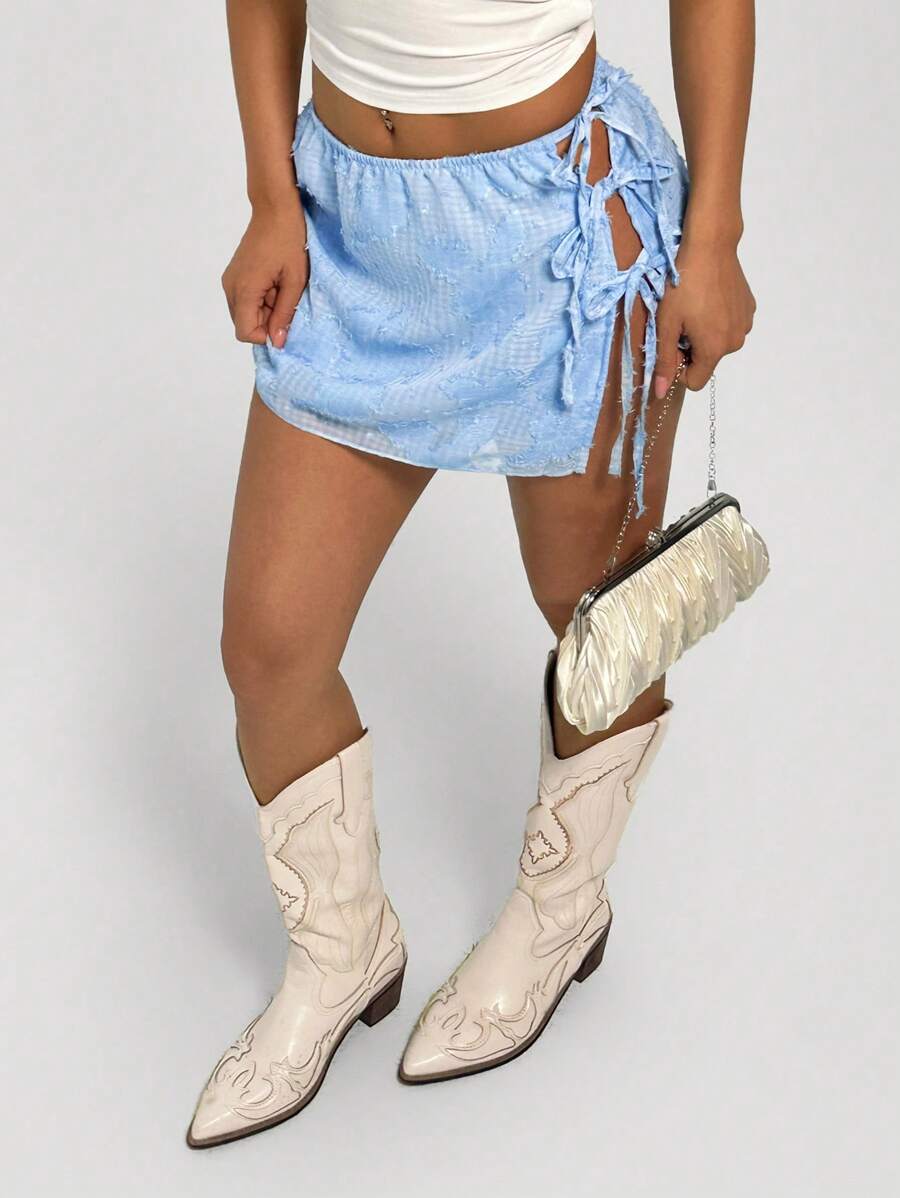 EgrlEra Damen hellblauer Mini-Rock mit Laserausschnitten - Babyblau - Übersicht 1